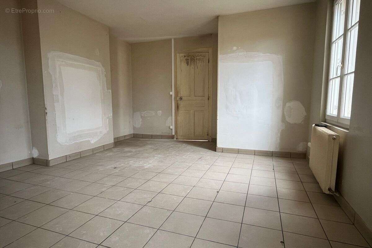 Maison à CHATEAU-RENAULT