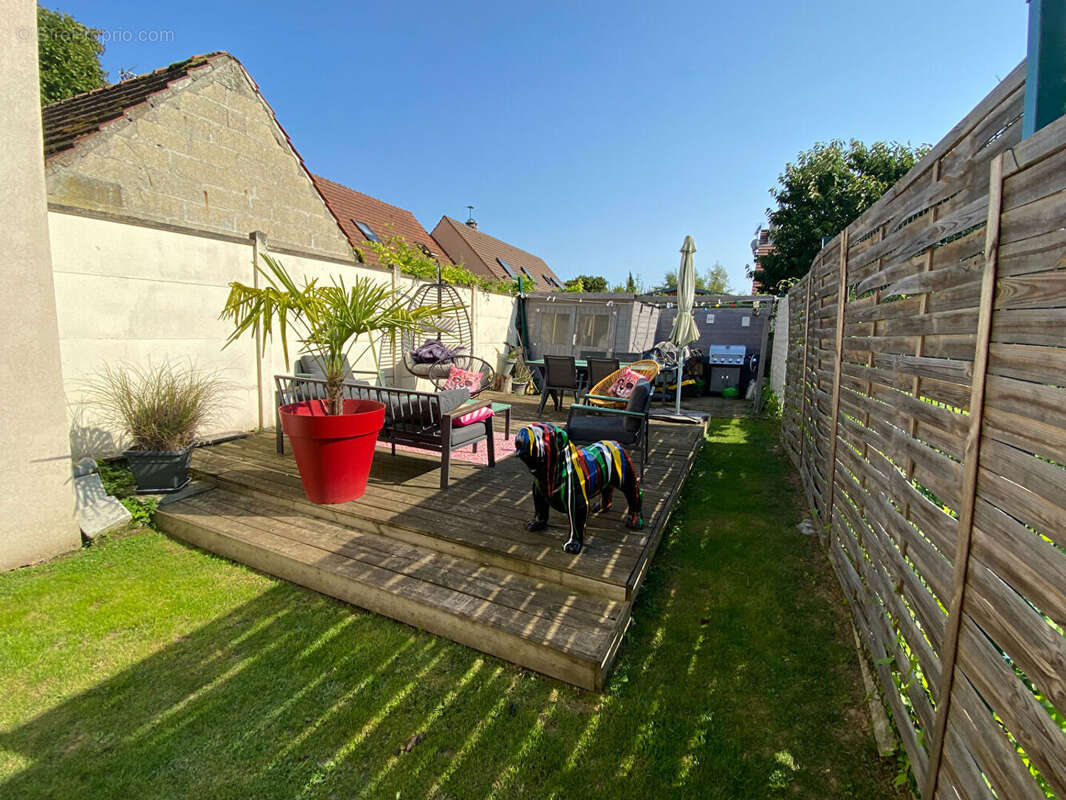 Maison à BEAUMONT-SUR-OISE