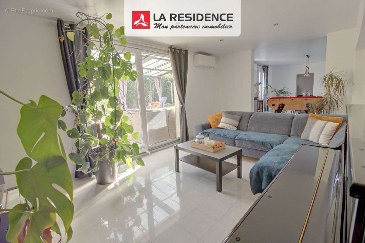 Maison à CONFLANS-SAINTE-HONORINE