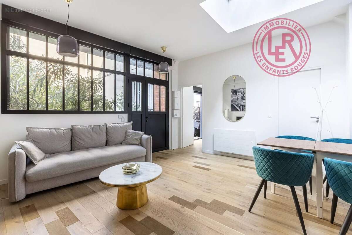 Appartement à PARIS-11E