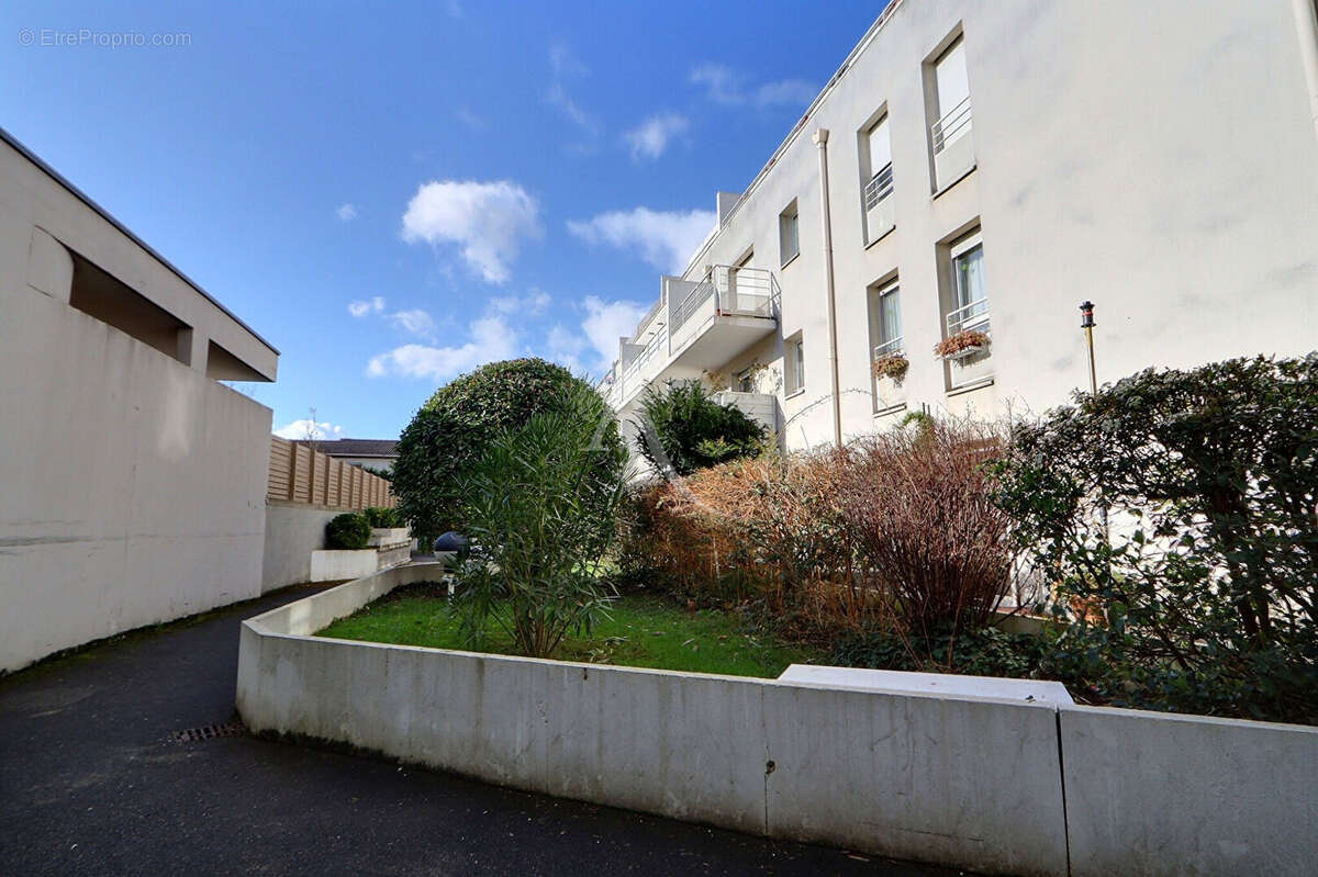 Appartement à AUBERVILLIERS