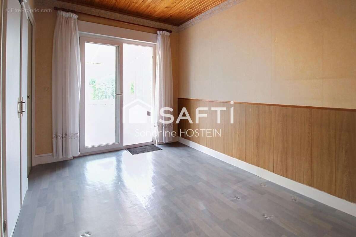 Photo 8 - Maison à HUSSIGNY-GODBRANGE