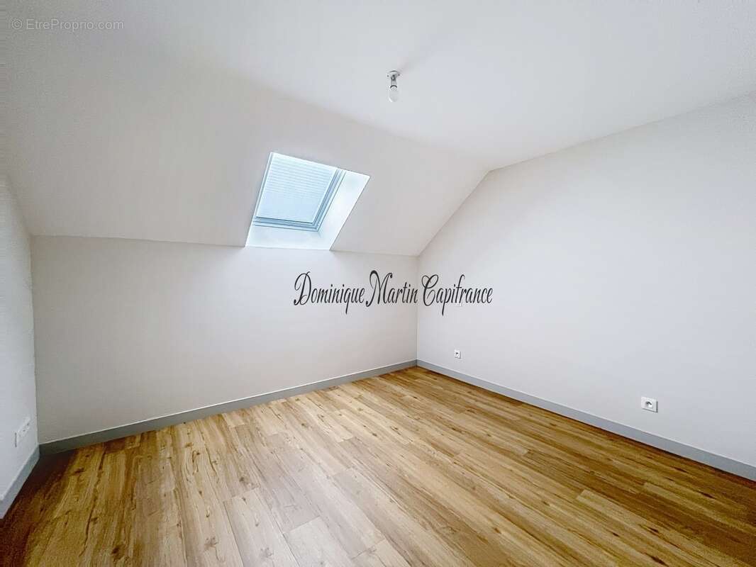 COURDEMANCHE (72)Maison de plain-pied 59m²-cebtre-bourg-jardin - garage- cave - photo 7