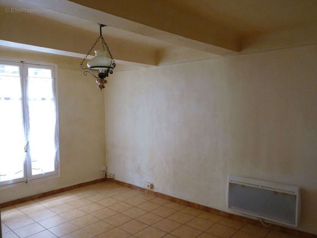 Maison à SAINTE-TULLE