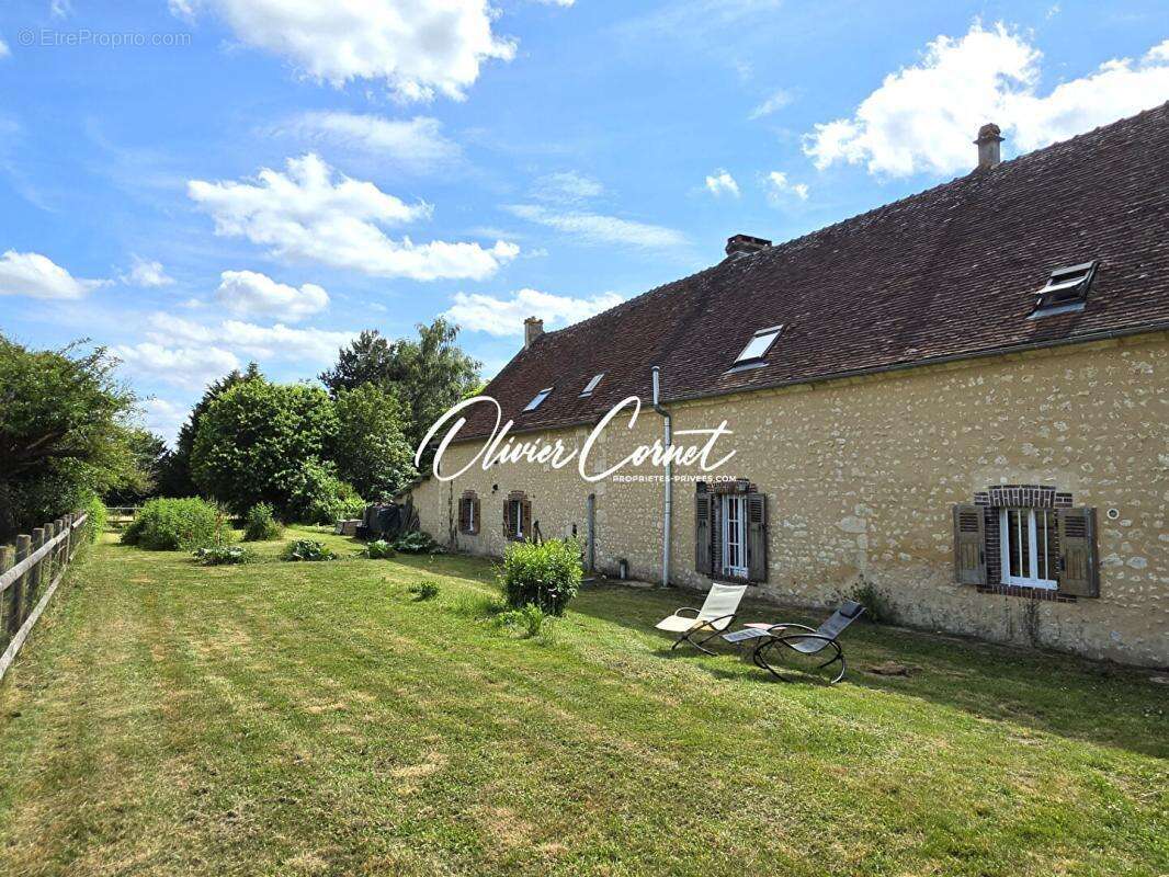 Longère Sablons Sur Huisne 7 pièces 253 m² - photo 4