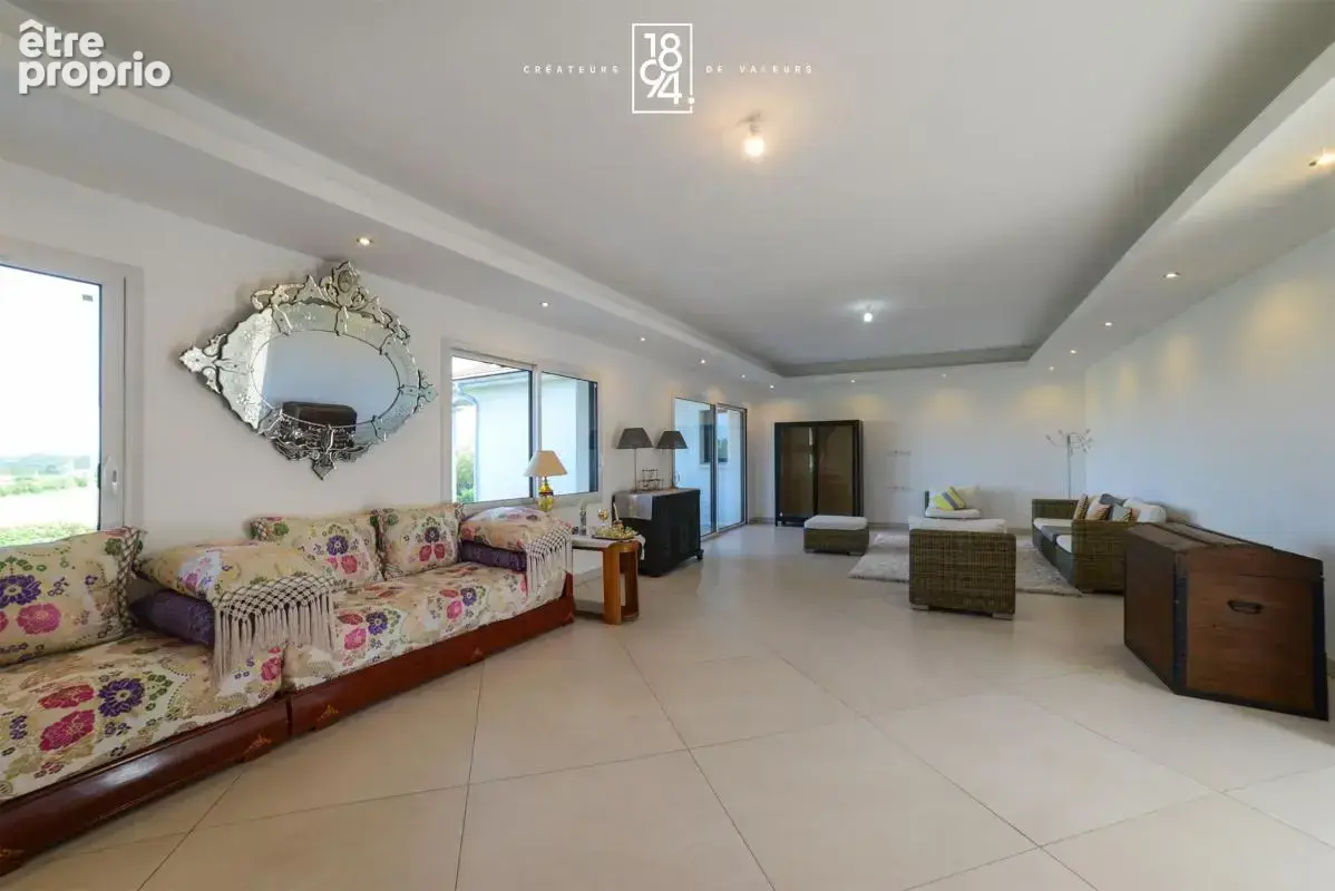À Vendre I Maison I Jayat I 161 m² I Maison individuelle - photo 2
