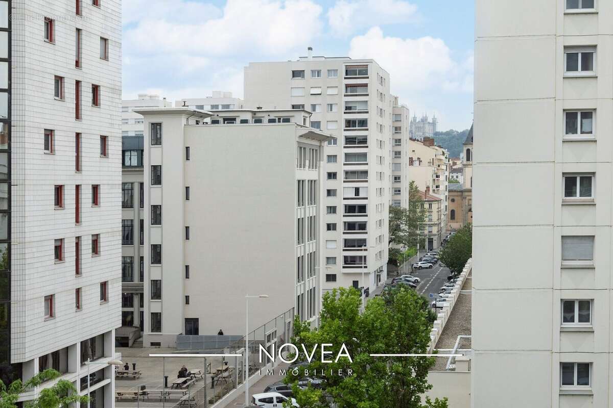 Appartement à LYON-6E