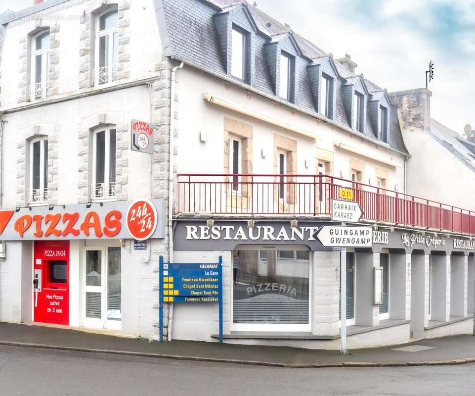 Photo 2 - Commerce à CALLAC