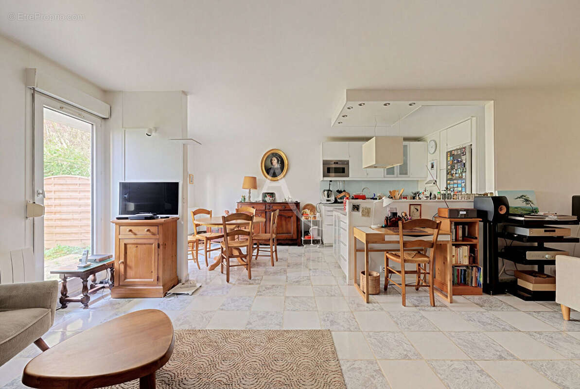 Appartement à NOGENT-SUR-MARNE
