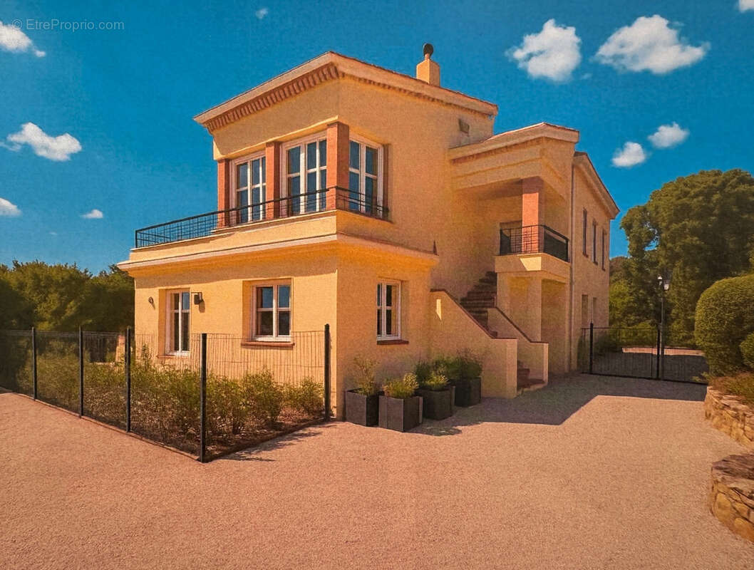 Maison à SAINT-RAPHAEL