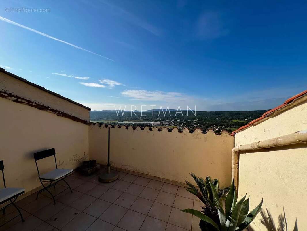 Maison à FAYENCE