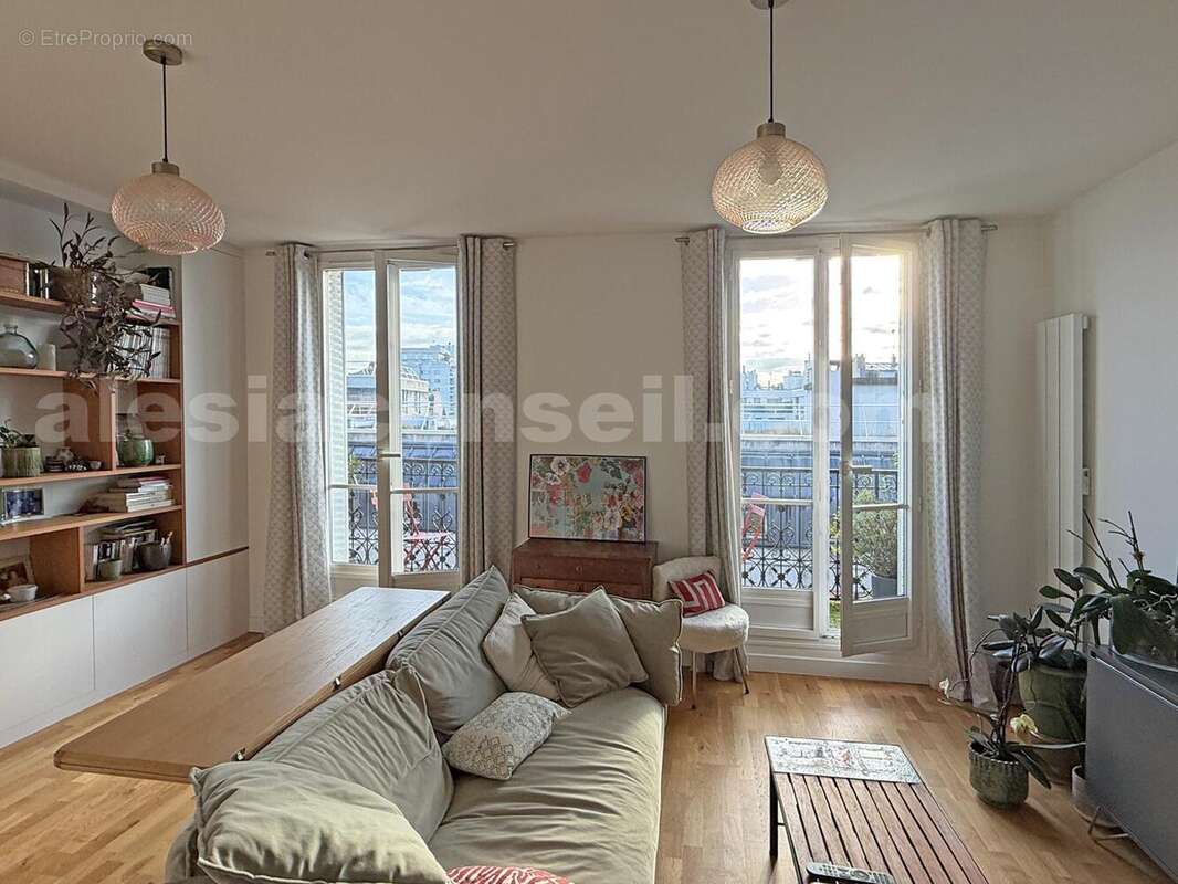 hein12-char-sej3 - Appartement à PARIS-14E