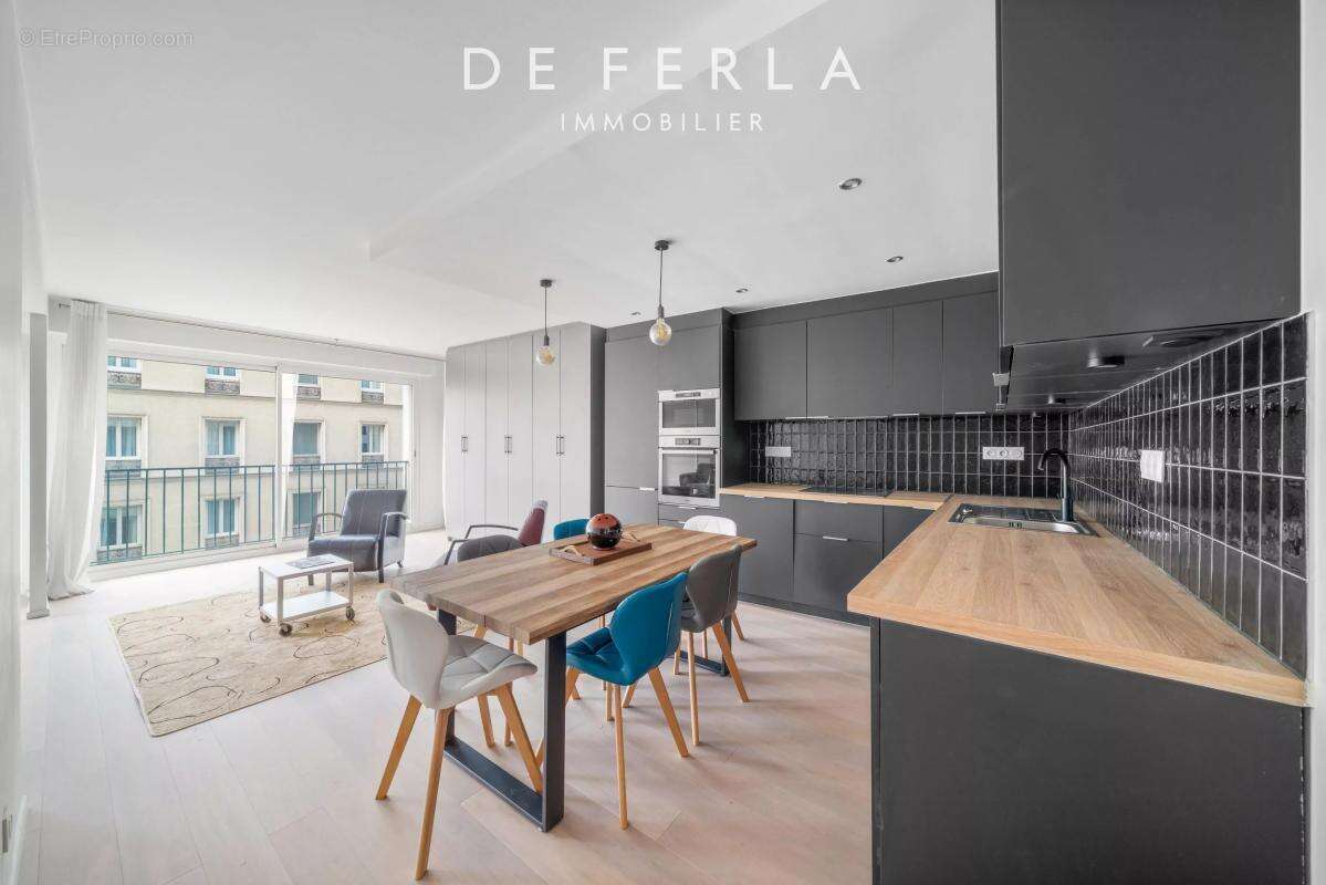 Appartement à PARIS-14E