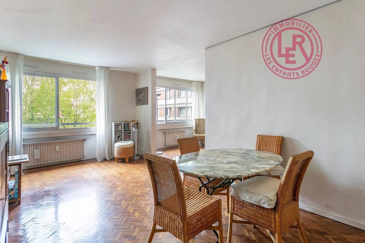 Appartement à PARIS-11E