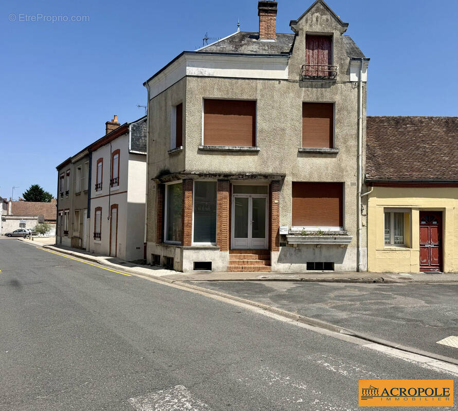 Appartement à ARGENT-SUR-SAULDRE
