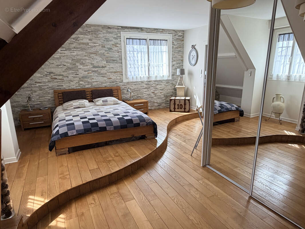 Maison à CAUREL