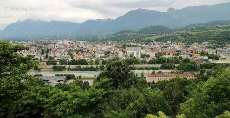 Appartement à UGINE