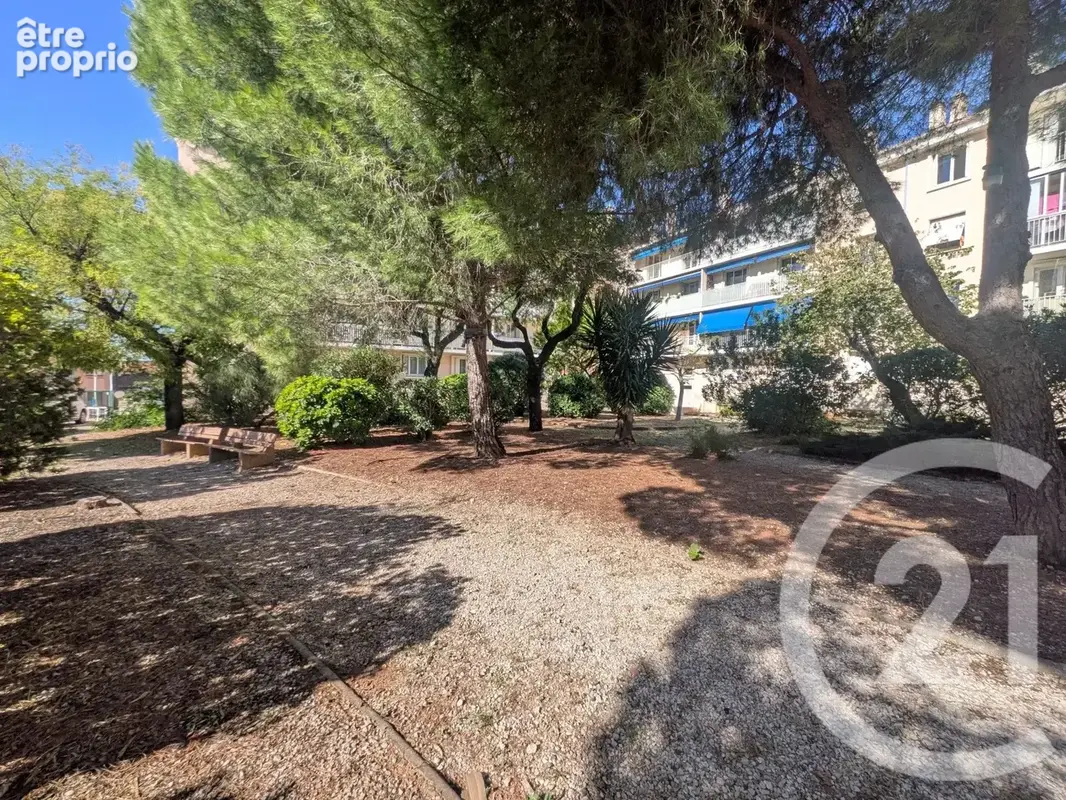 Appartement 5 pièces 83 m² à vendre à Toulon (83200) - photo 2