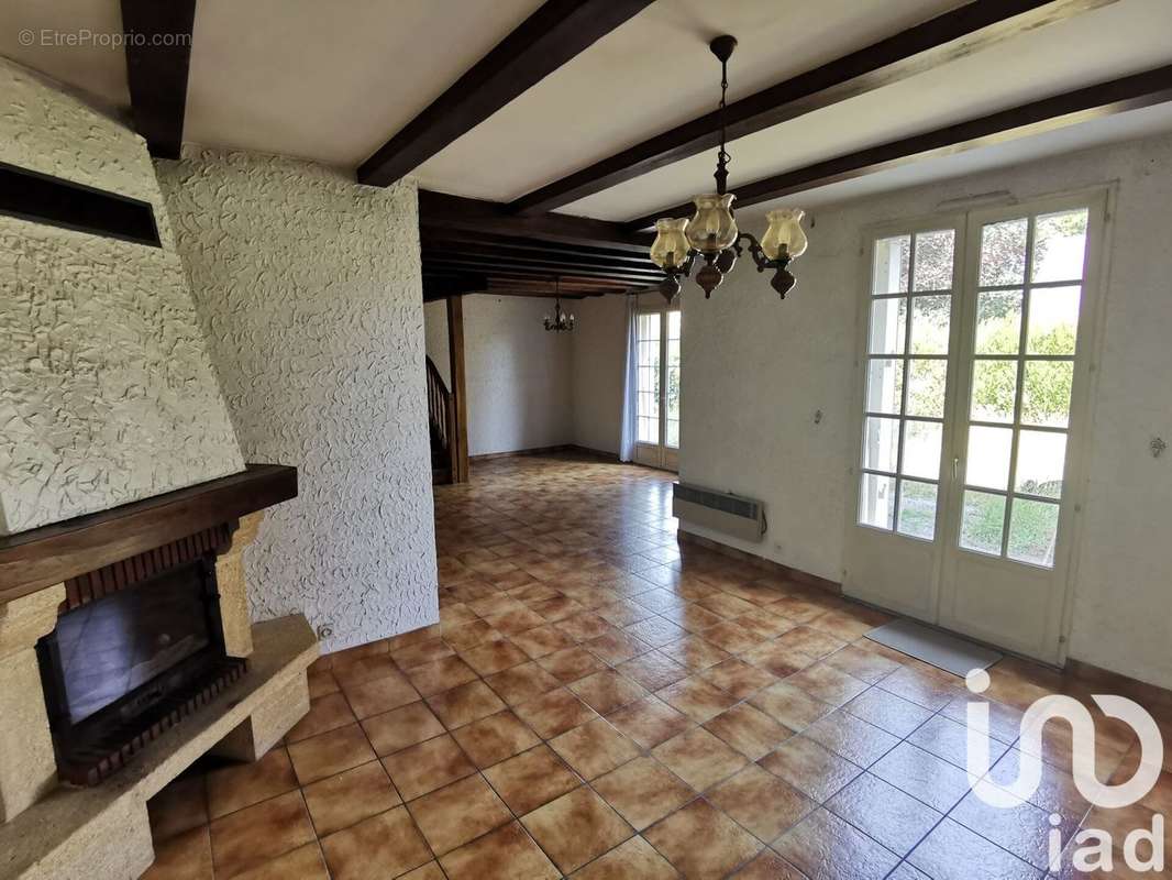 Photo 3 - Maison à BOUZY-LA-FORET