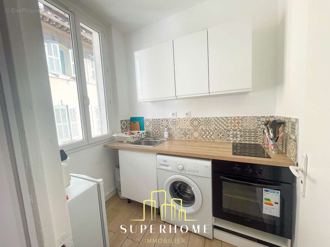 Appartement à MARSEILLE-1E