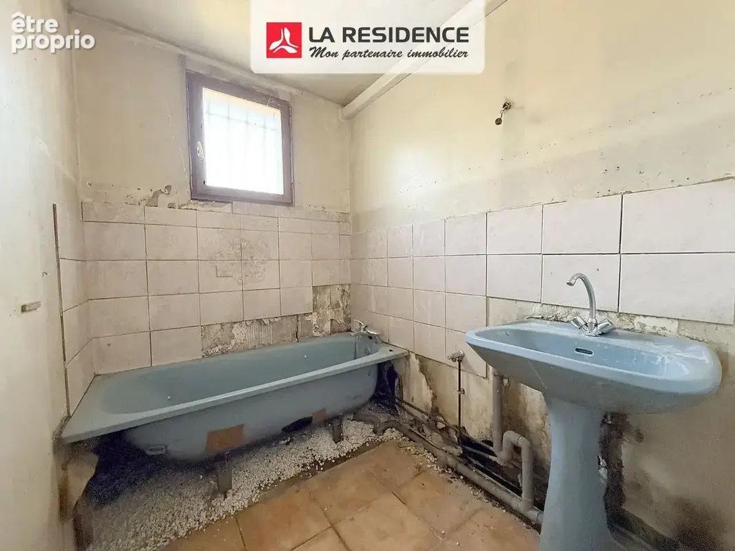 Maison 101 m² à La Verriere  - photo 5