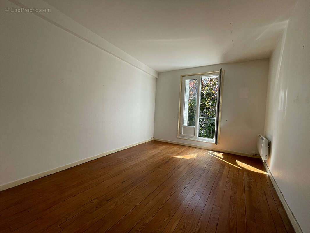 ROYAN centre - Appartement  T4 - photo 8