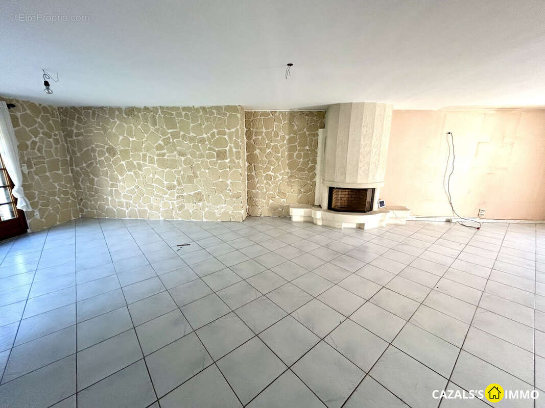 Maison à CELY