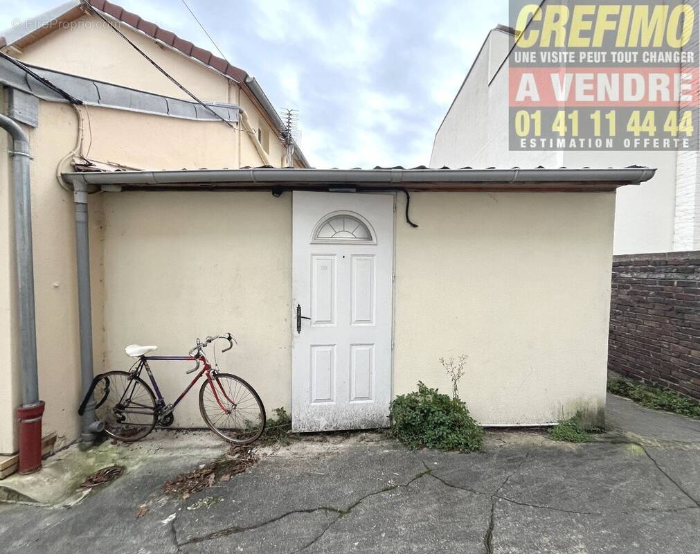 Appartement à COURBEVOIE