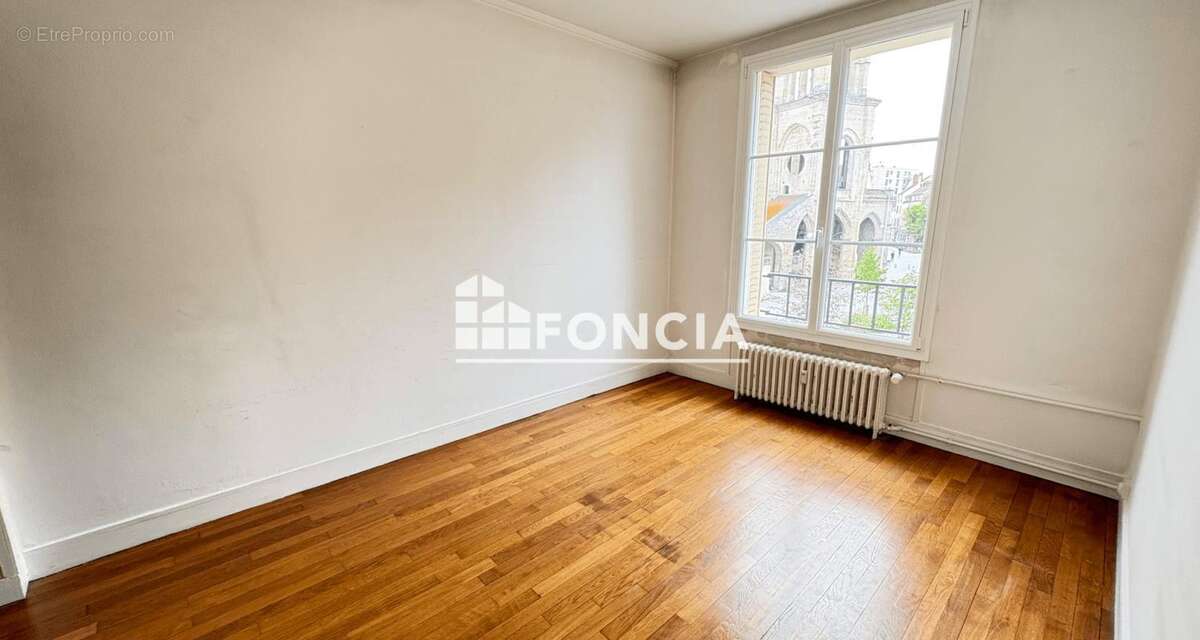 Appartement à MANTES-LA-JOLIE