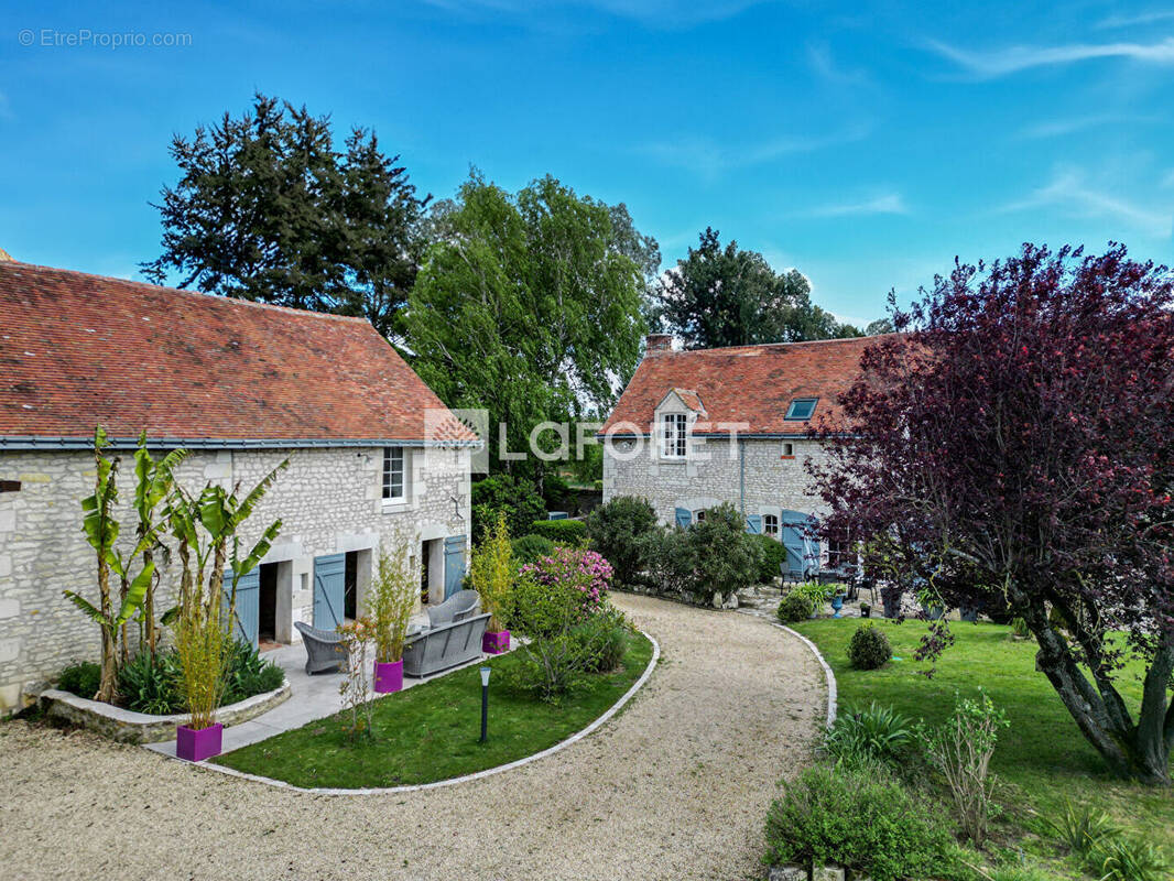 Maison à VERNEUIL-LE-CHATEAU
