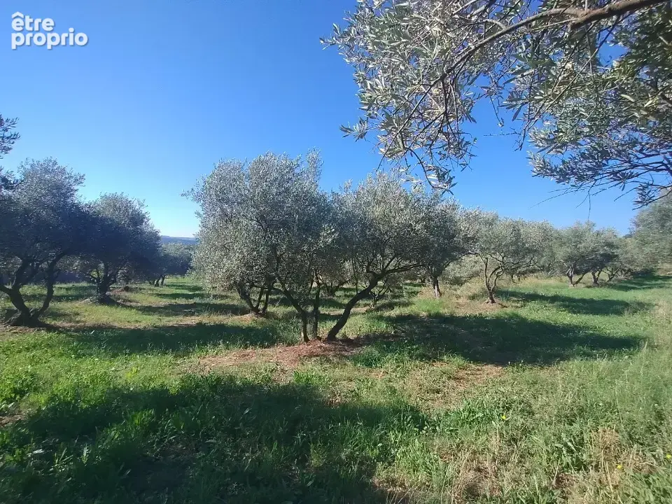 Terrain à VAGNAS