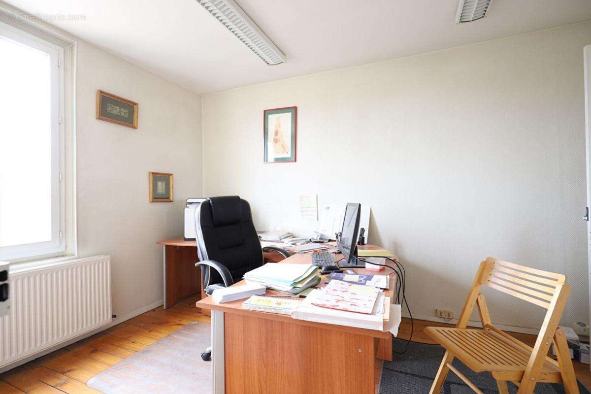 Appartement à LES MUREAUX