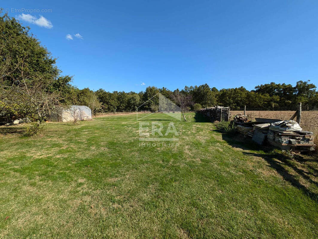 Maison à SAINT-MICHEL-DE-DOUBLE