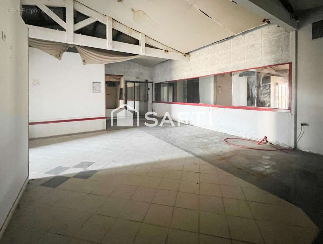 Photo 5 - Commerce à PORT-SAINTE-FOY-ET-PONCHAPT