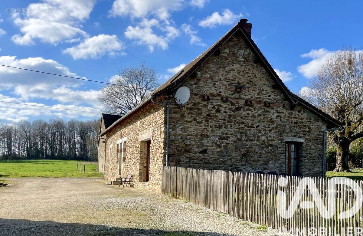 Photo 3 - Maison à LA COQUILLE