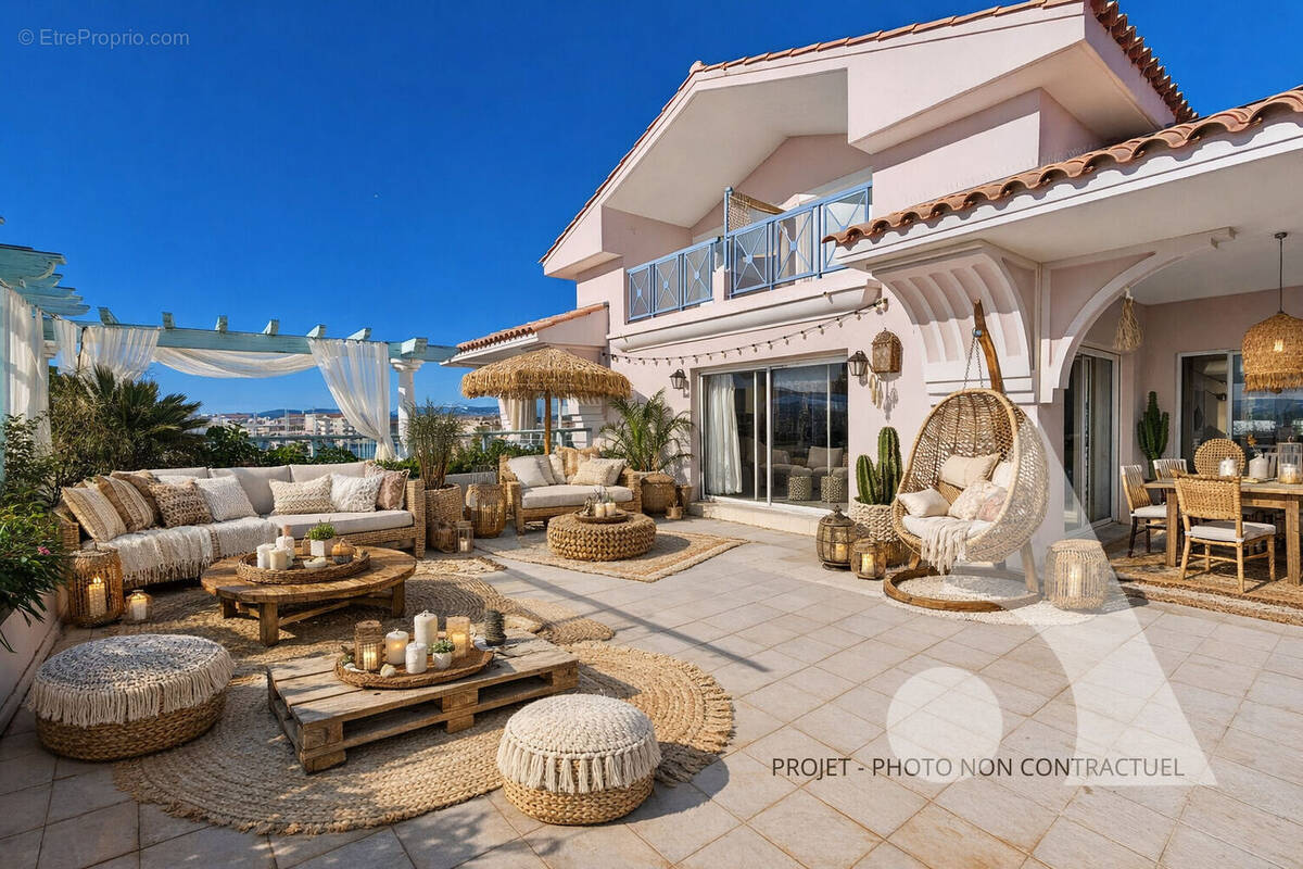 Appartement à FREJUS