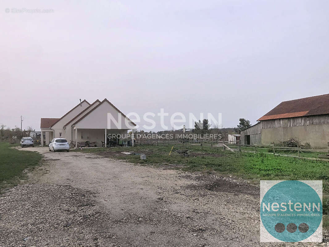 Maison à MONT-PRES-CHAMBORD