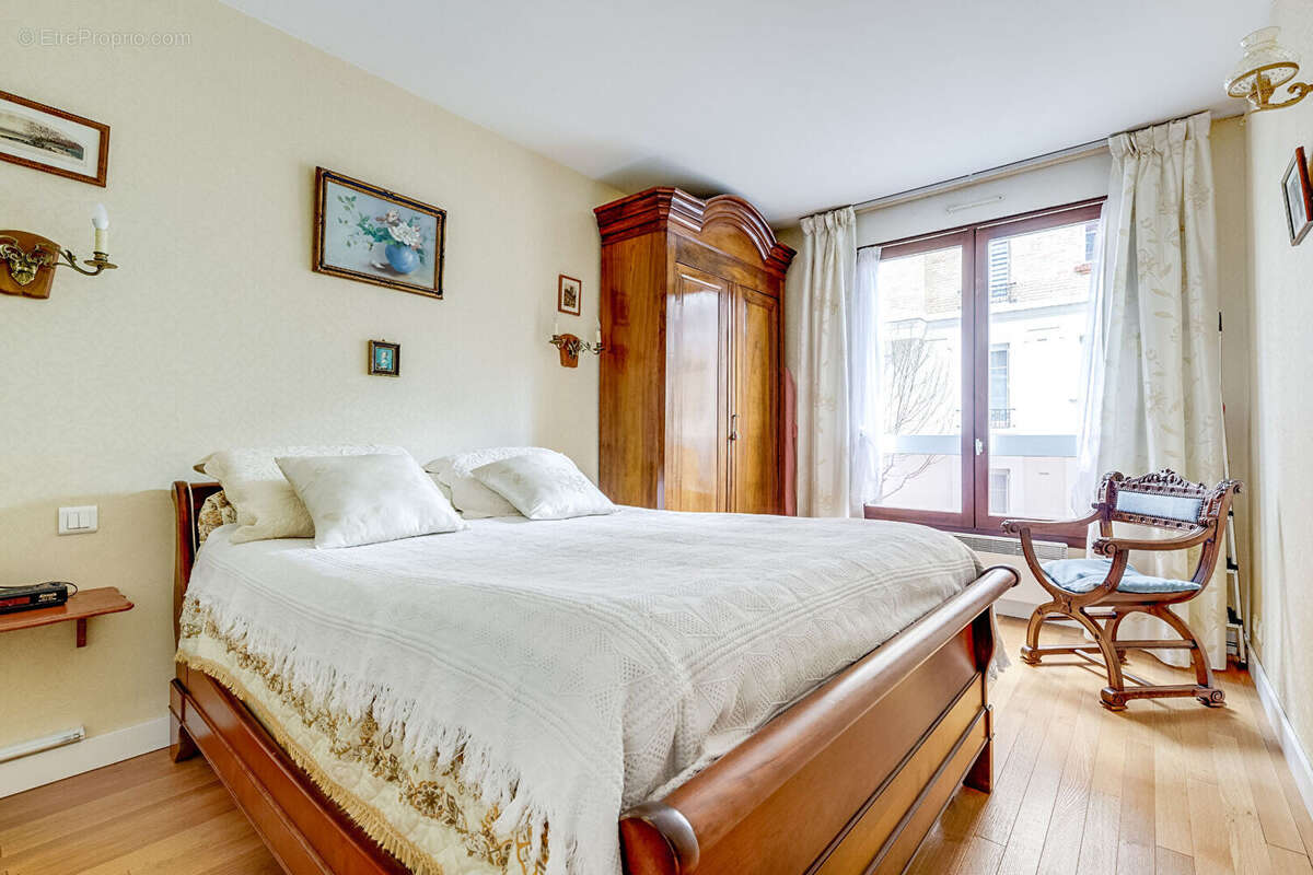 Appartement à PARIS-20E