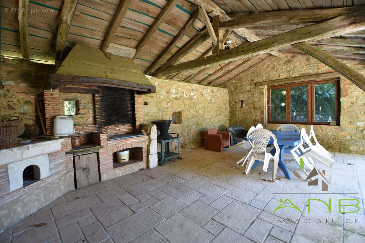 Maison à MAZEROLLES