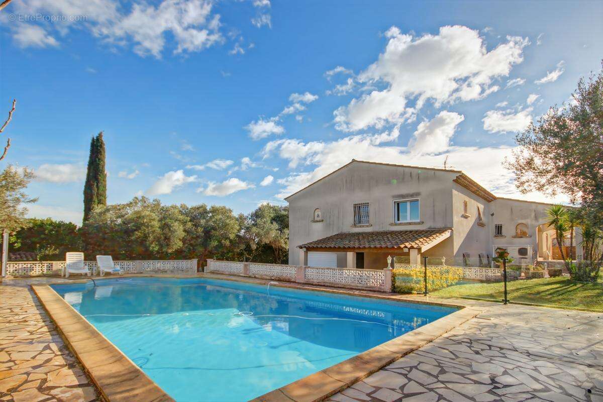 Maison à SAINT-JEAN-DE-VEDAS