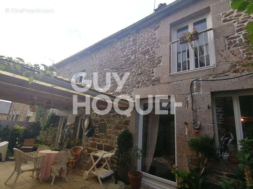 Maison à SAINT-HELEN