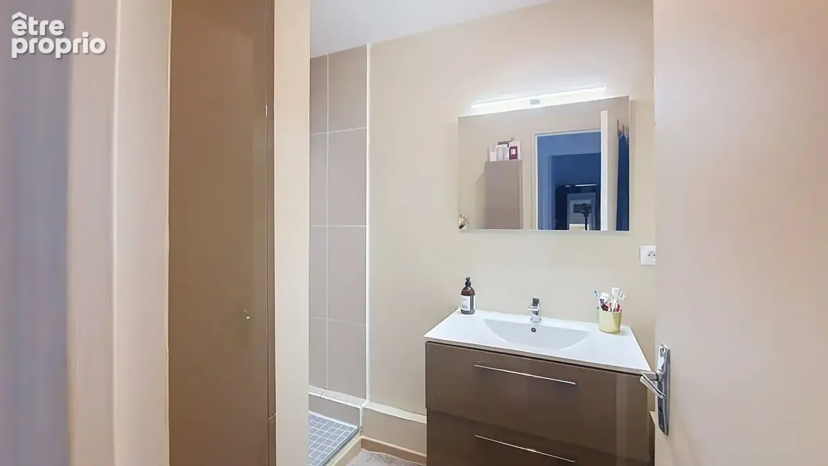 Appartement Marseille 3 pièce(s) 67 m2  parking - photo 7