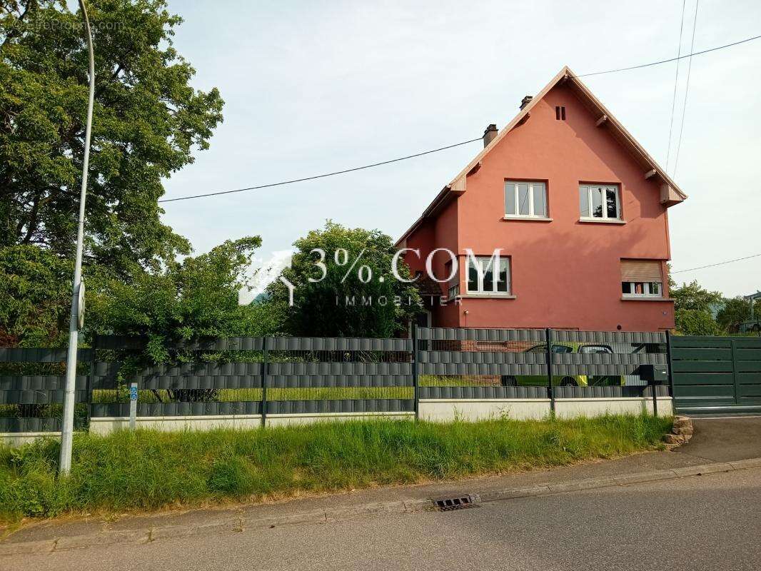 Maison à LUTZELHOUSE