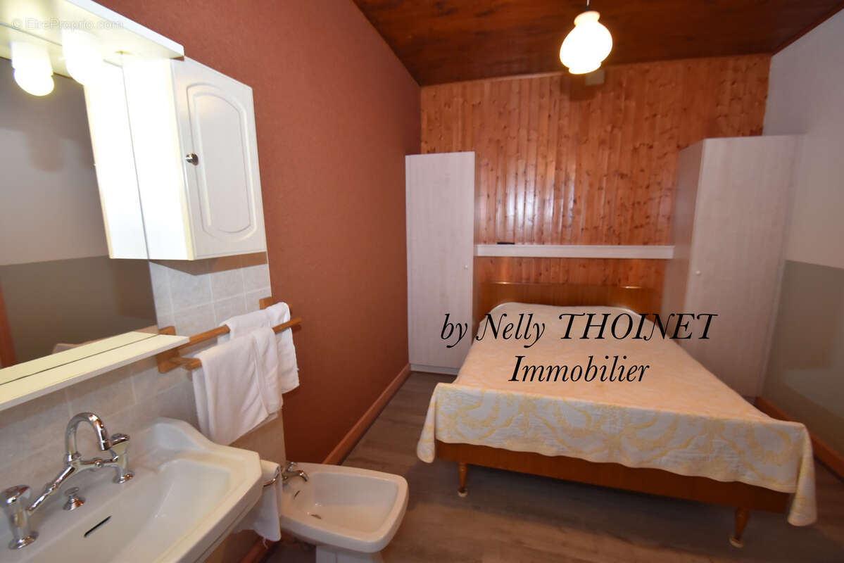 Commerce à PICHERANDE