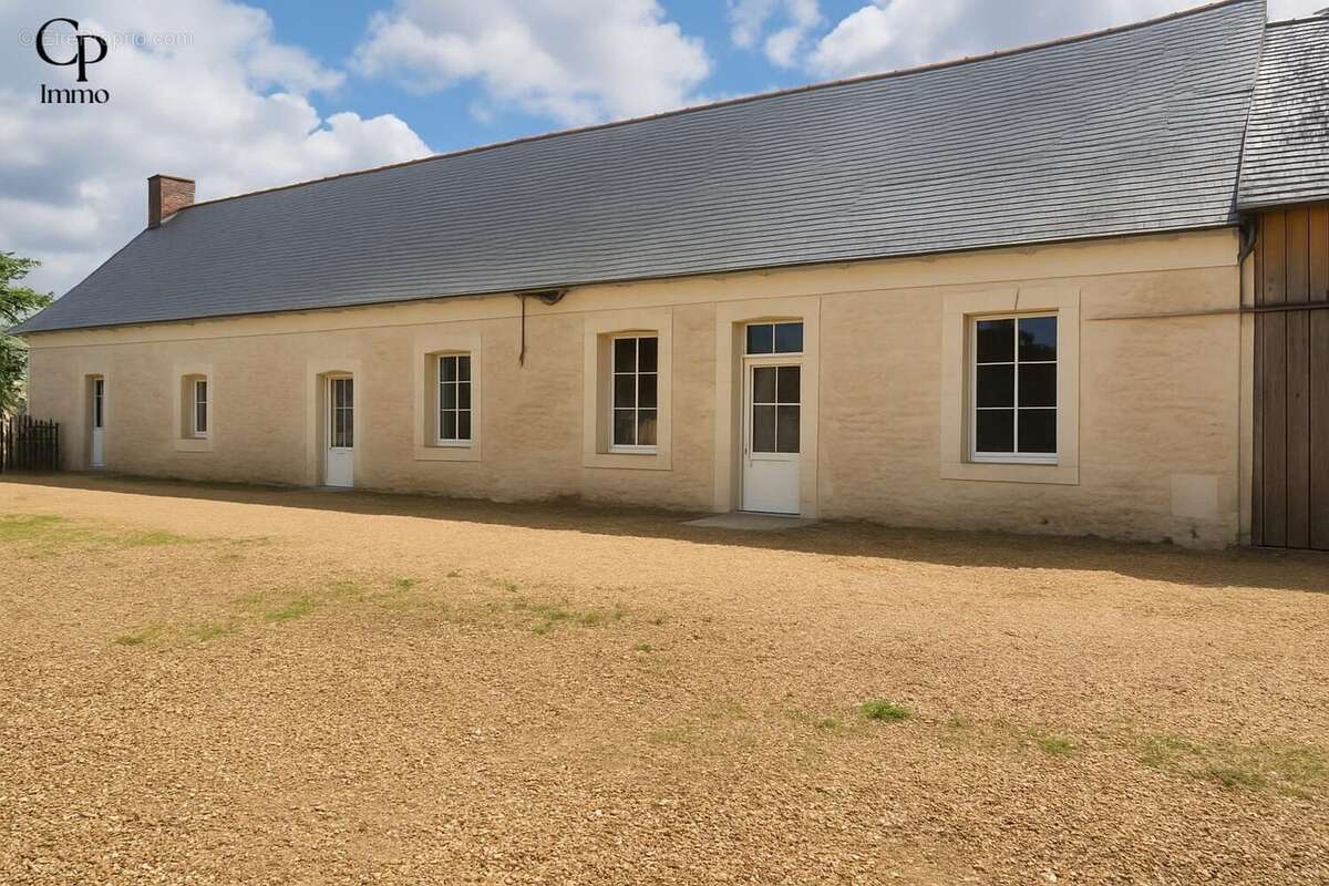 Maison 211 m² à Noyant  - photo 8