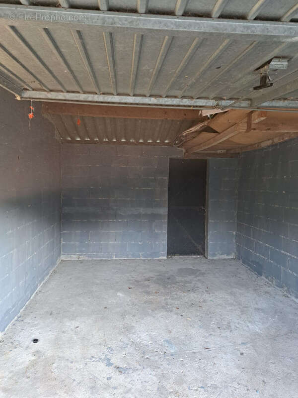 Maison à MAIZIERES-LA-GRANDE-PAROISSE