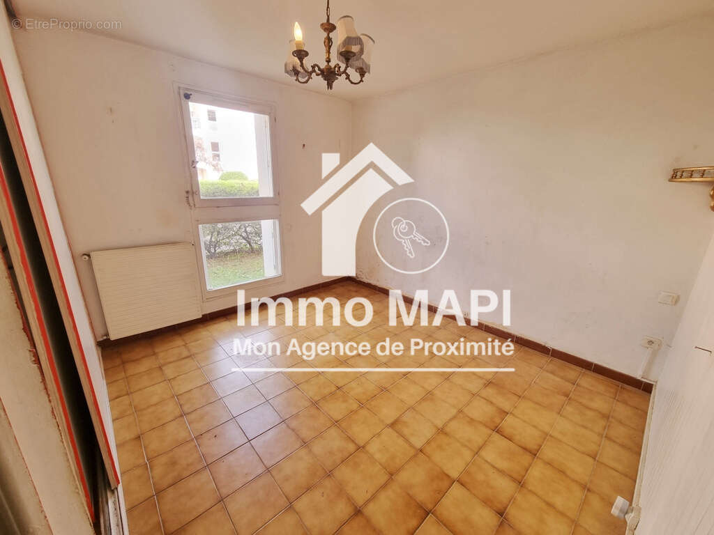 Appartement à LATTES
