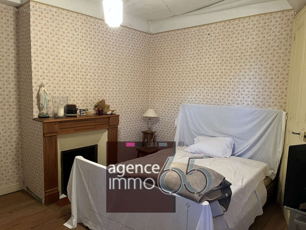 Maison à LUZ-SAINT-SAUVEUR