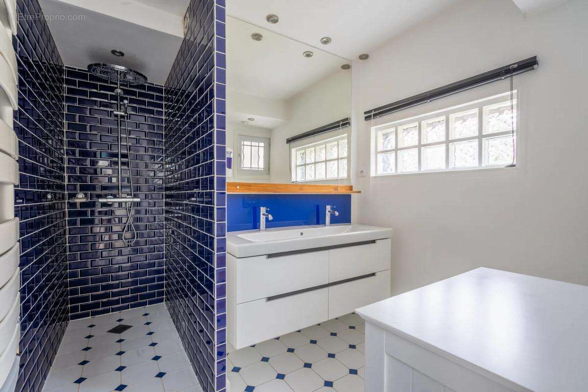 Maison à MAISONS-ALFORT