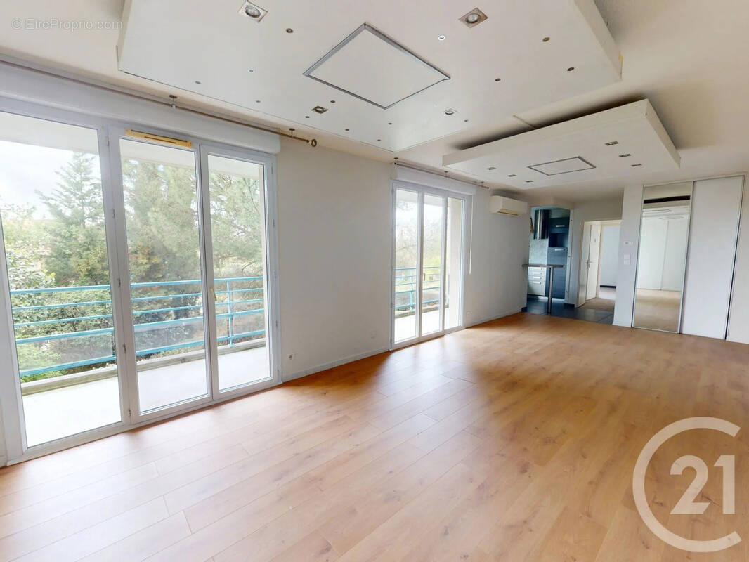 Appartement à COLOMIERS